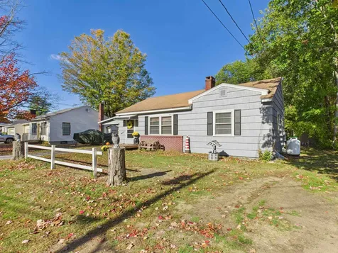 6 Young Court Swanzey NH 03431