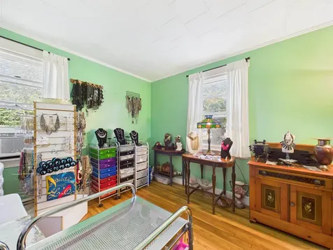 6 Young Court Swanzey NH 03431