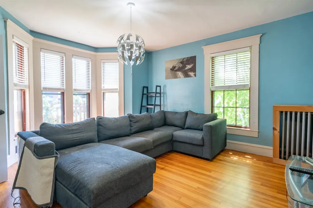 118 Walnut Street Manchester NH 03104