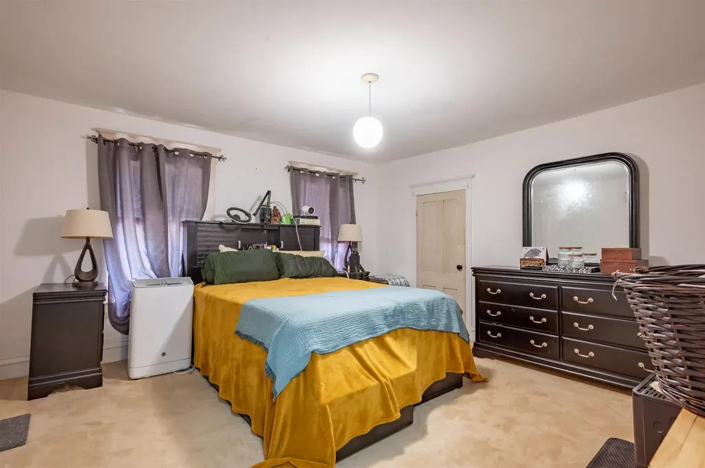 118 Walnut Street Manchester NH 03104