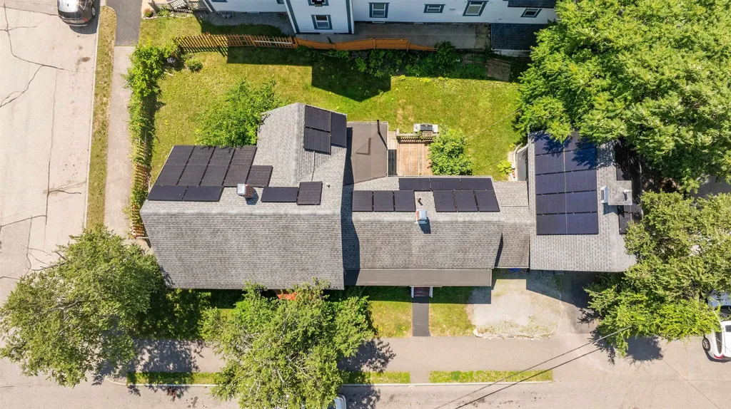 118 Walnut Street Manchester NH 03104