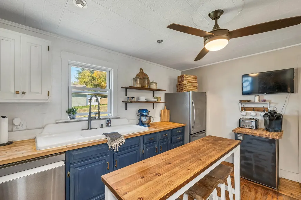 46 Depot Street Belmont NH 03220