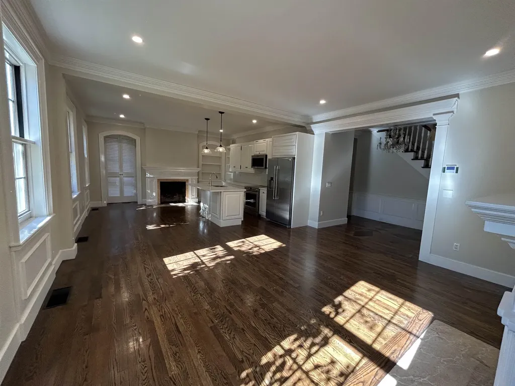 81 Front Street Exeter NH 03833