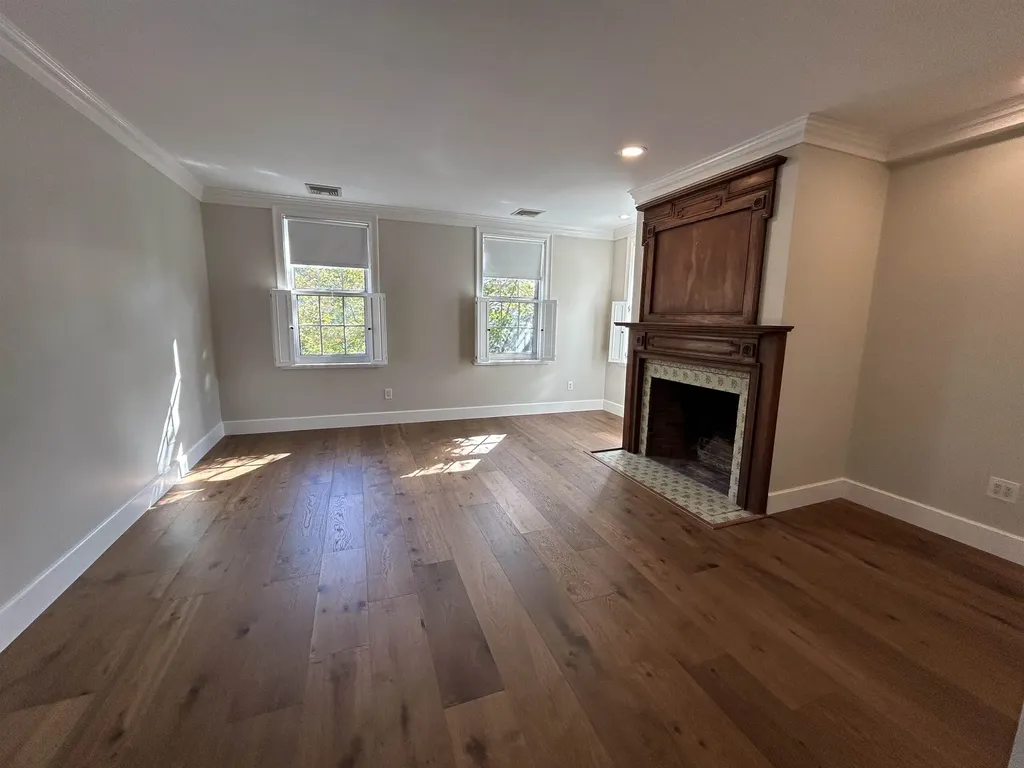 81 Front Street Exeter NH 03833