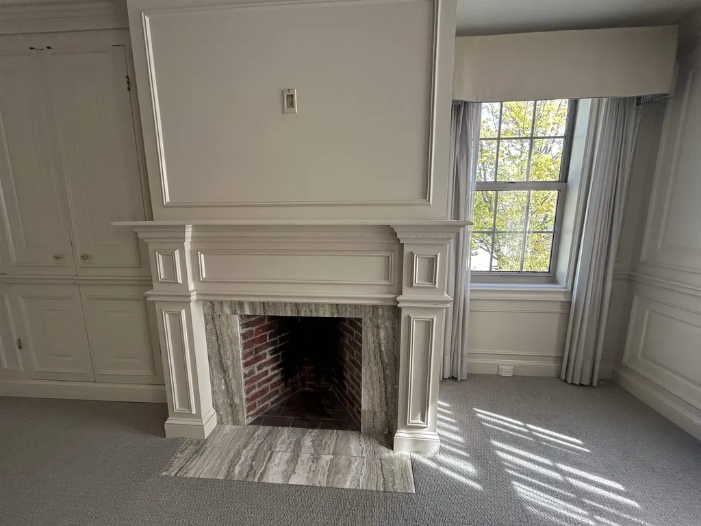 81 Front Street Exeter NH 03833