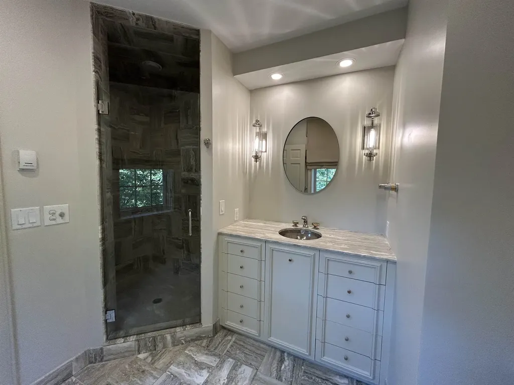 81 Front Street Exeter NH 03833