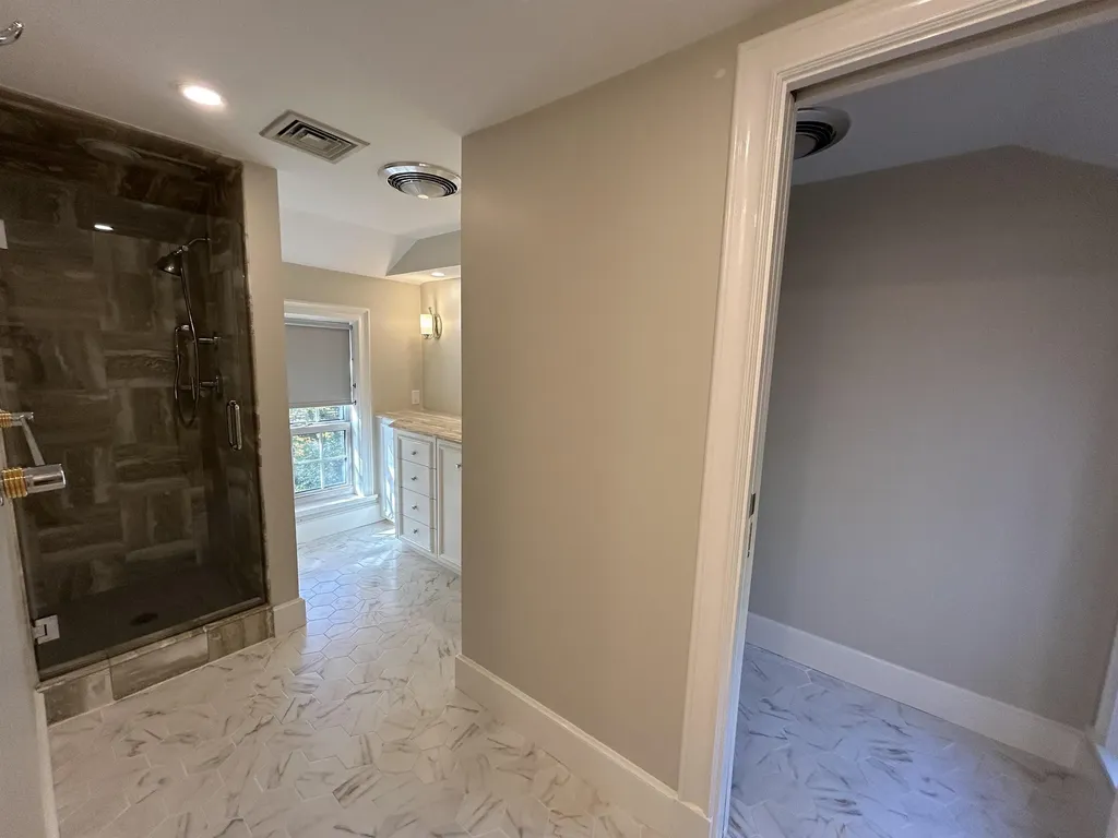 81 Front Street Exeter NH 03833