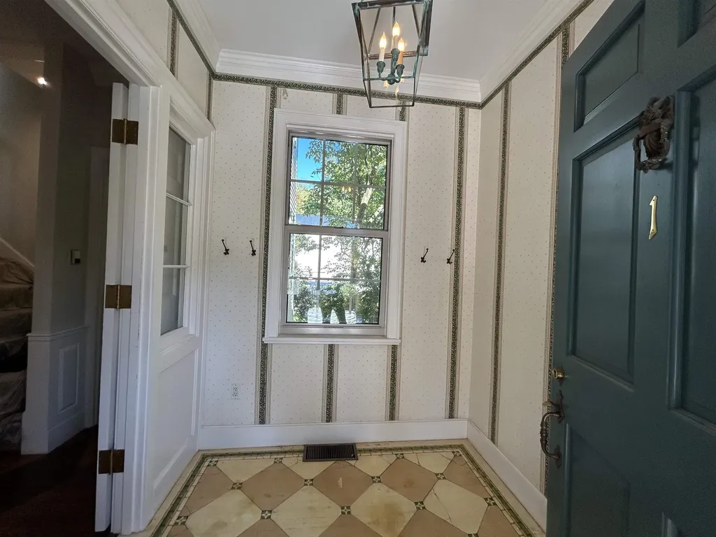 81 Front Street Exeter NH 03833