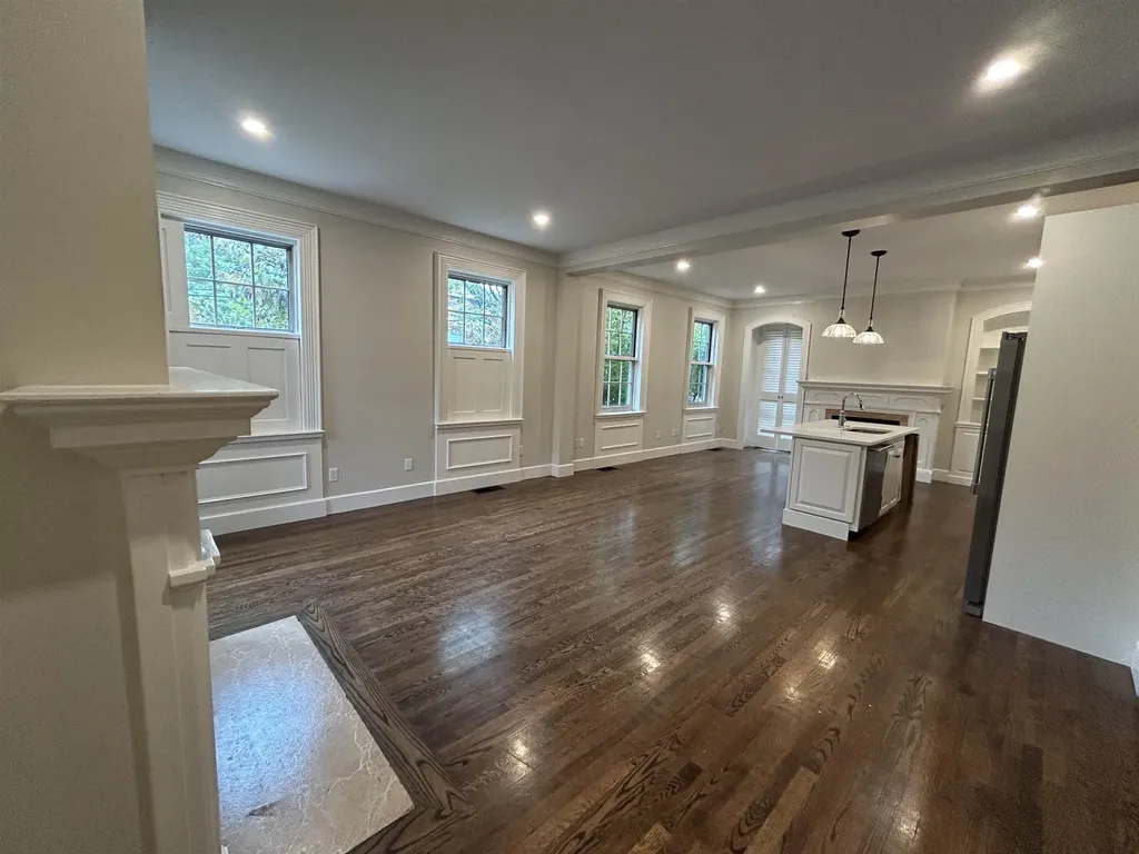 81 Front Street Exeter NH 03833