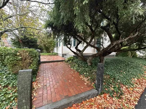 81 Front Street Exeter NH 03833