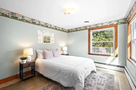 112 Union Street Milford NH 03055