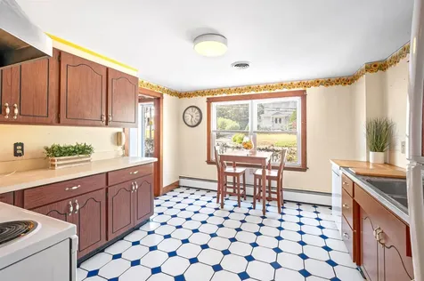 112 Union Street Milford NH 03055