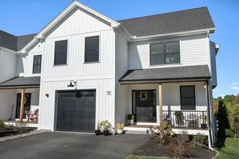 12 Founders Square Greenland NH 03840