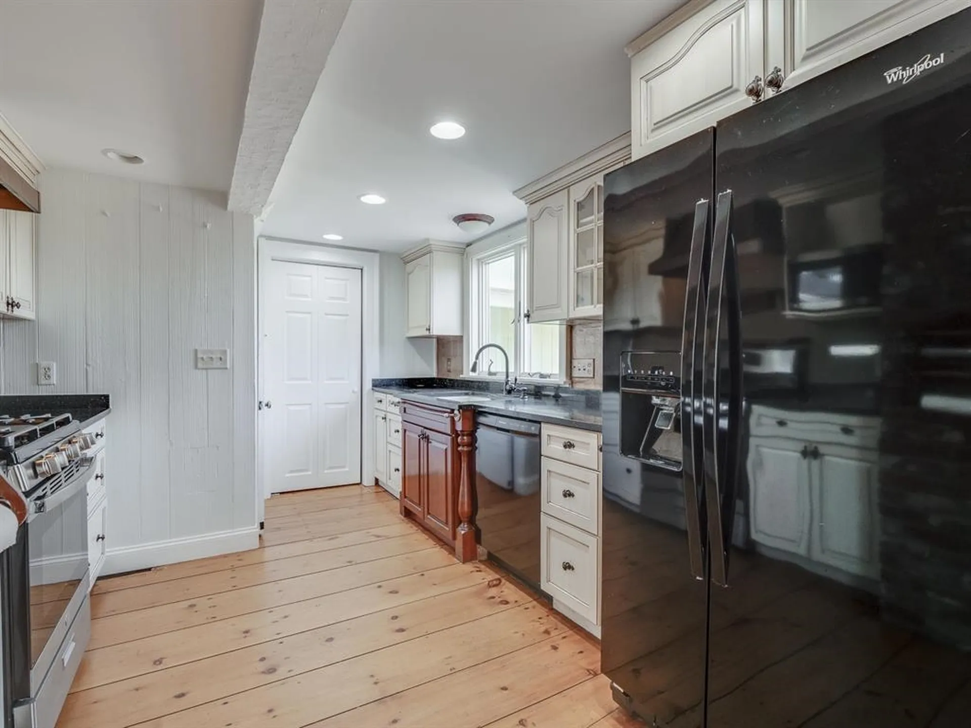 210 Daniel Plummer Road Goffstown NH 03045