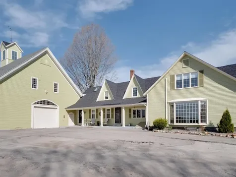 210 Daniel Plummer Road Goffstown NH 03045