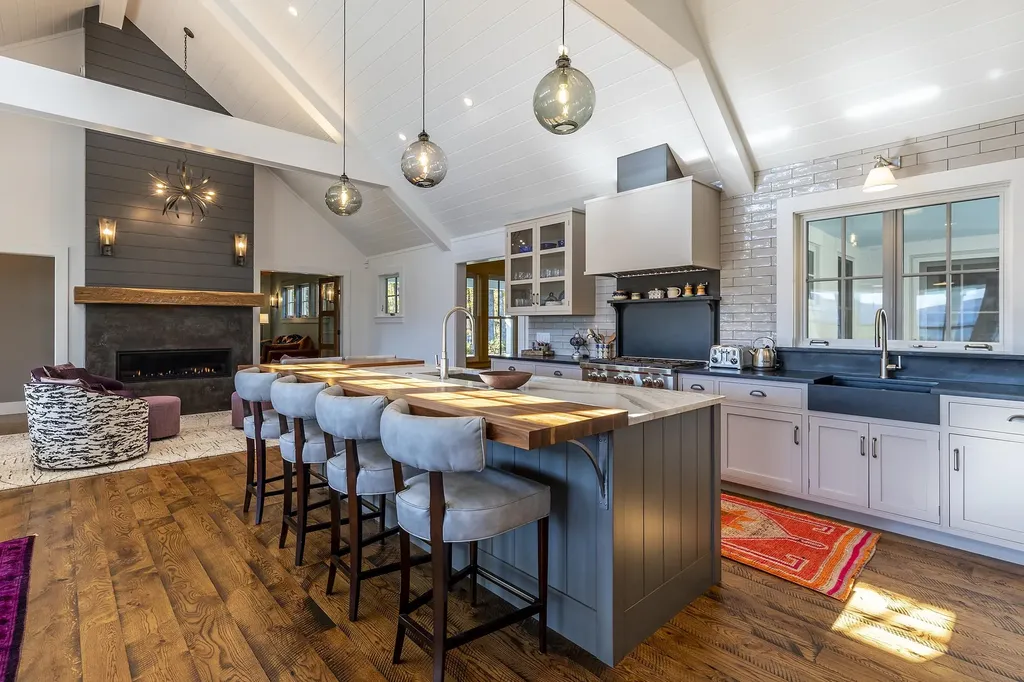 466 Three Maple Drive Manchester VT 05255