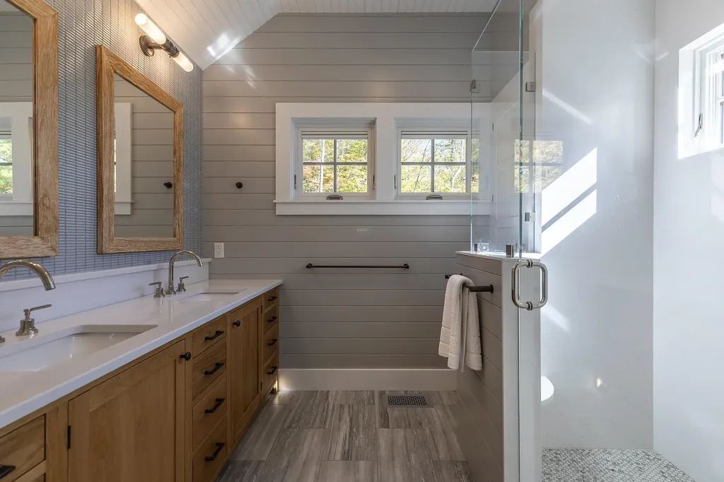 466 Three Maple Drive Manchester VT 05255