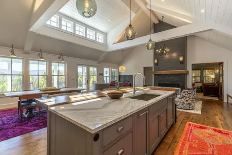 466 Three Maple Drive Manchester VT 05255