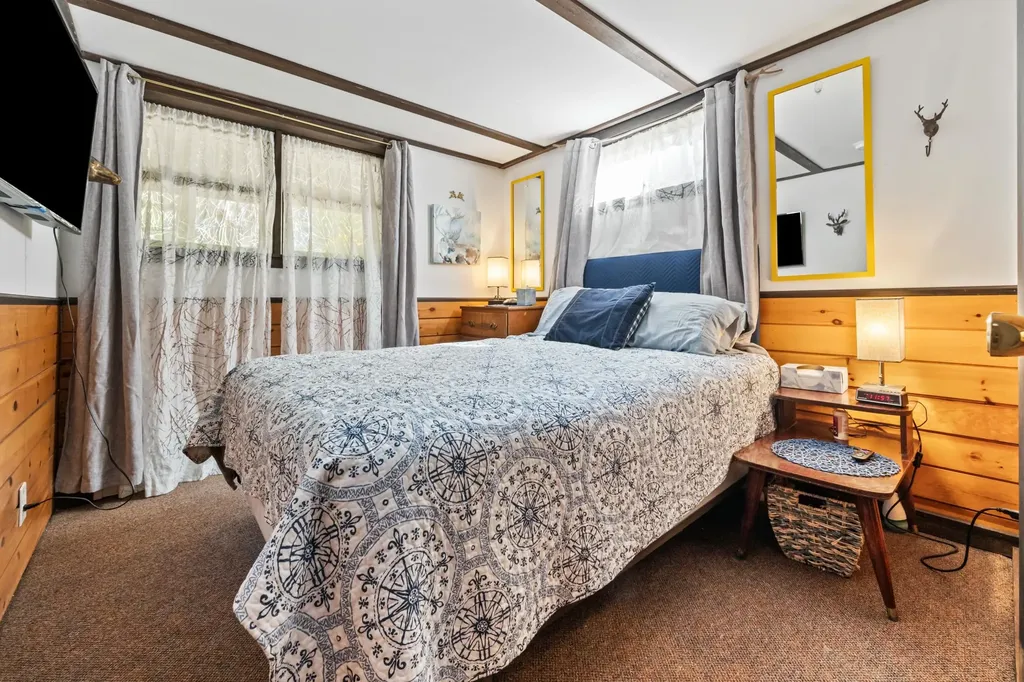 6 Park Road Bartlett NH 03845