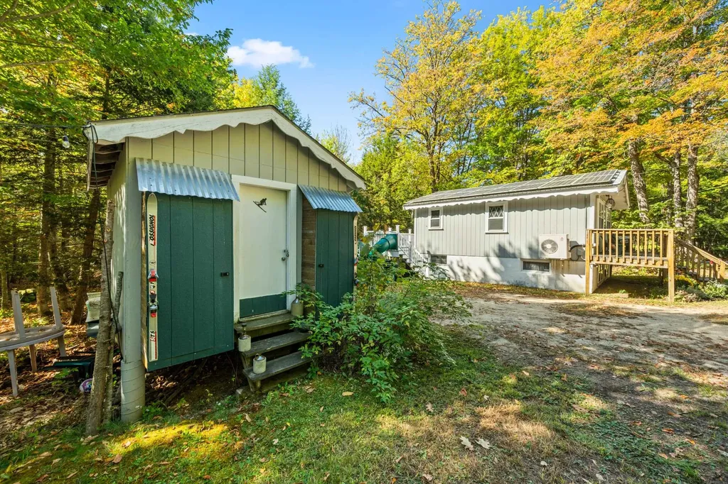 6 Park Road Bartlett NH 03845