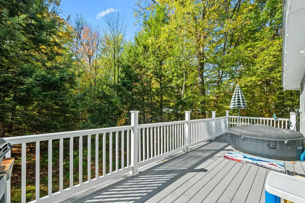 6 Park Road Bartlett NH 03845