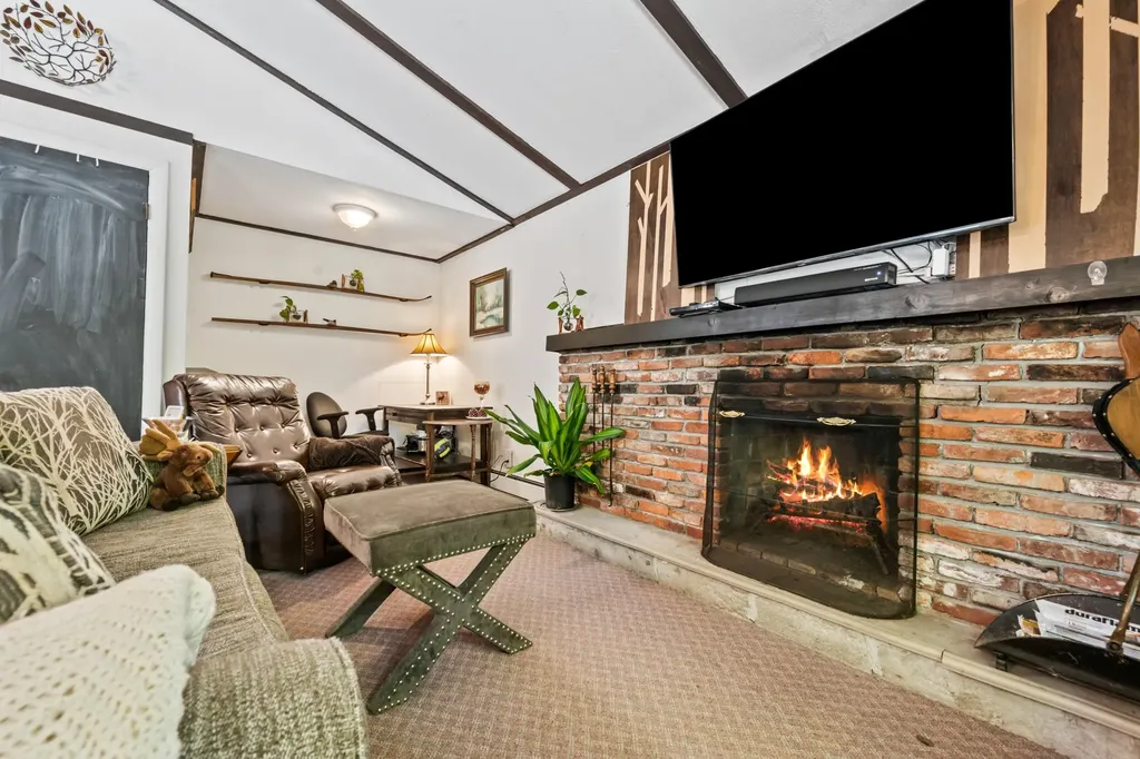 6 Park Road Bartlett NH 03845