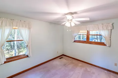 100 Oliverian Heights Road Haverhill NH 03780