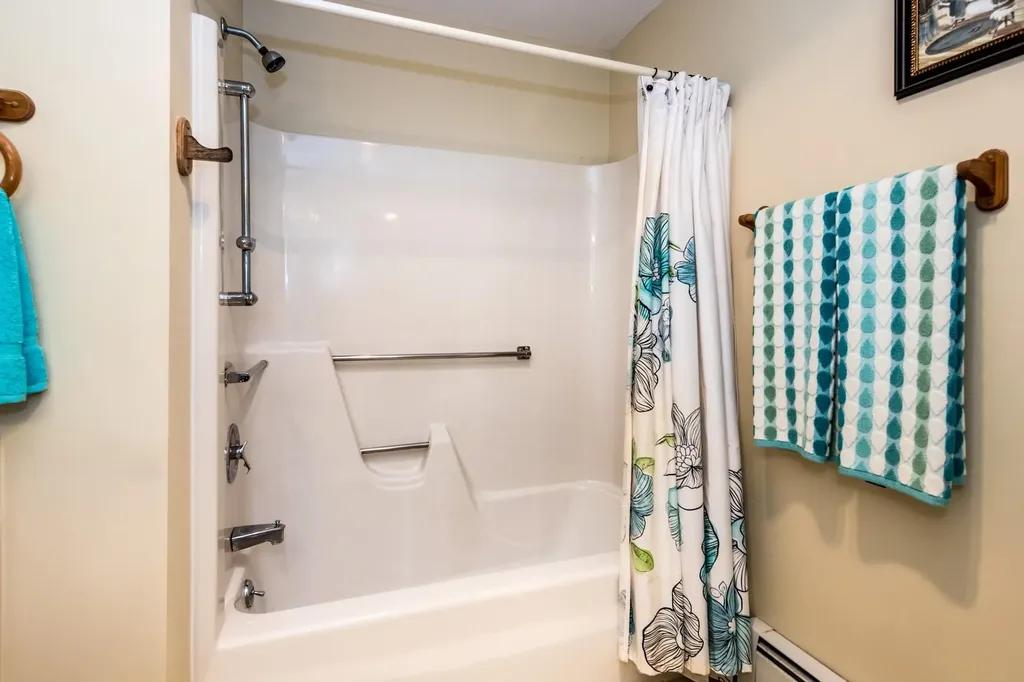 131 Pittsford Commons Pittsford VT 05763