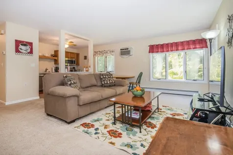 131 Pittsford Commons Pittsford VT 05763