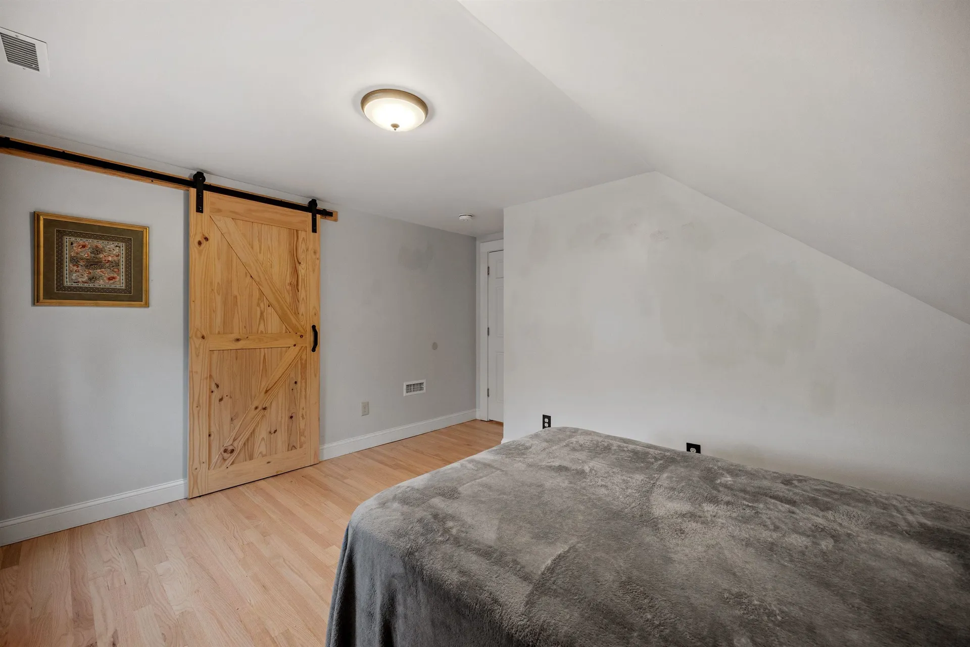 33 Granite Street Nashua NH 03064