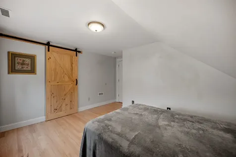 33 Granite Street Nashua NH 03064