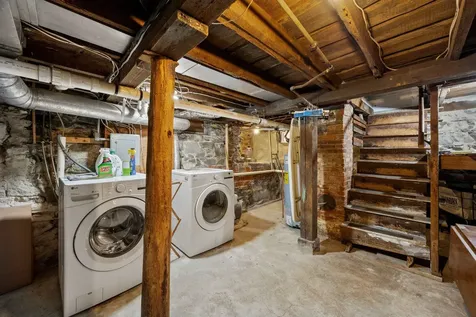 33 Granite Street Nashua NH 03064