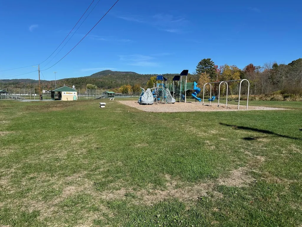 6 Osgood Avenue Claremont NH 03743