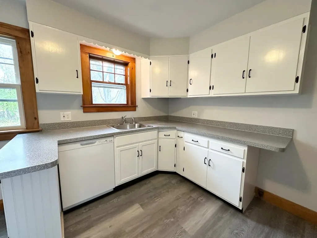 6 Osgood Avenue Claremont NH 03743