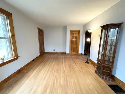 6 Osgood Avenue Claremont NH 03743