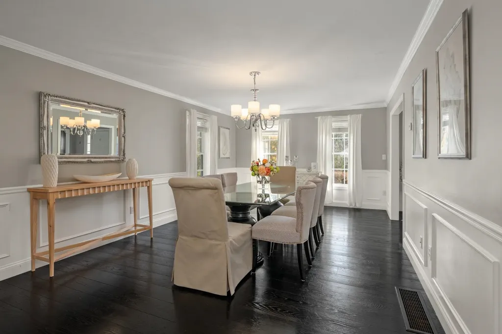 16 Autumn Woods Road Salem NH 03079