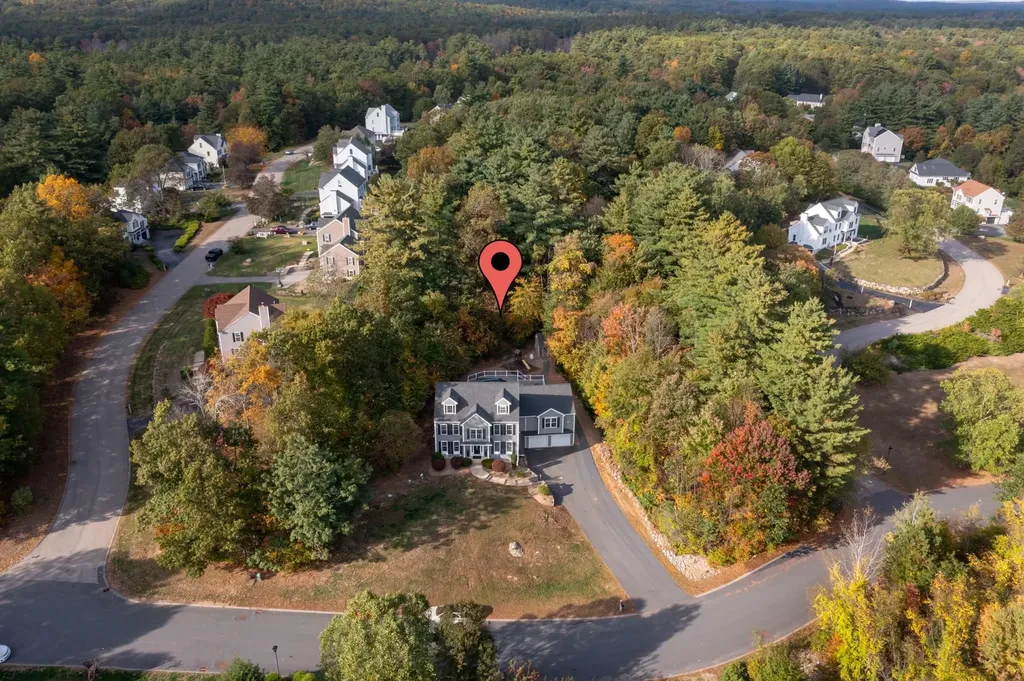 16 Autumn Woods Road Salem NH 03079