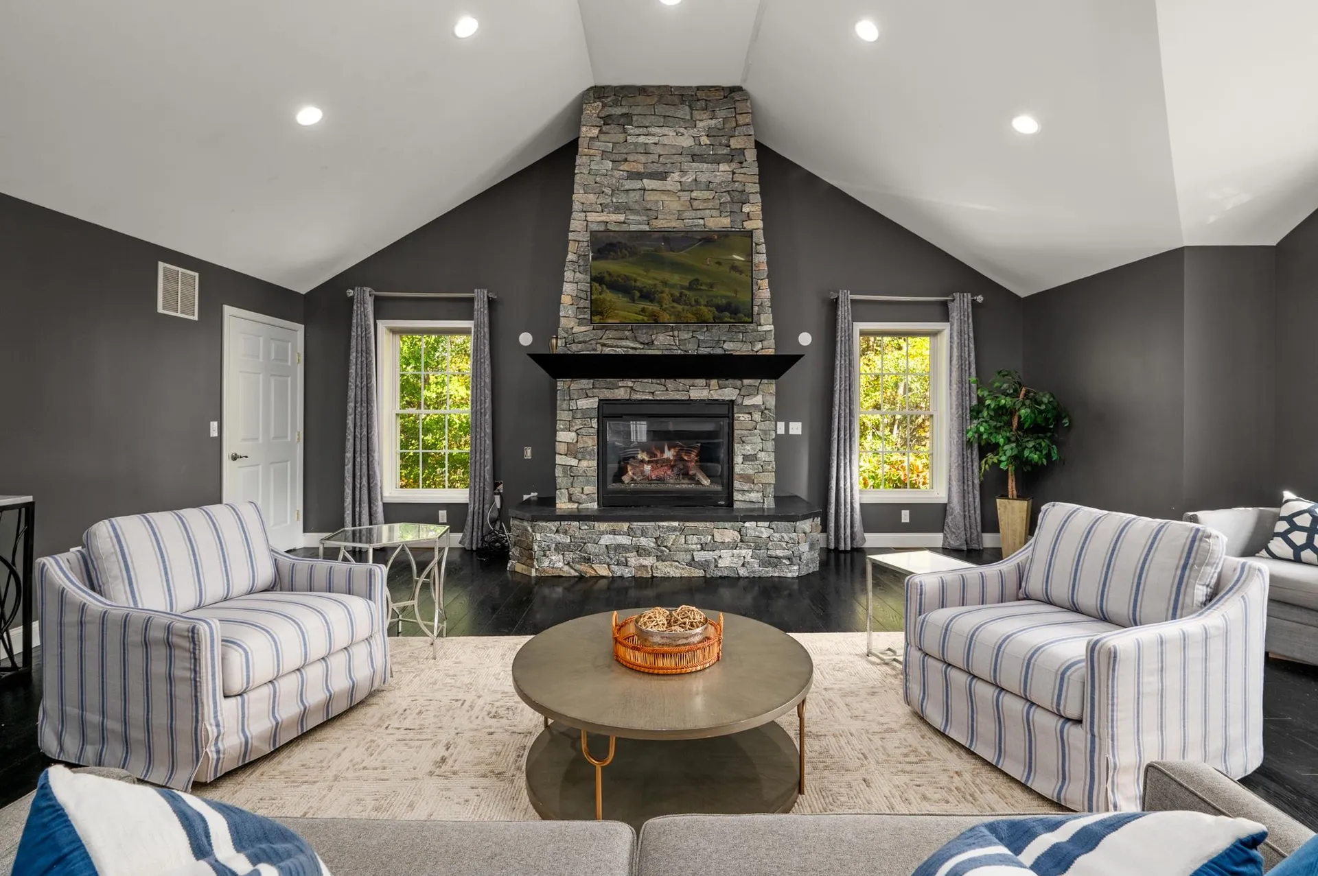 16 Autumn Woods Road Salem NH 03079