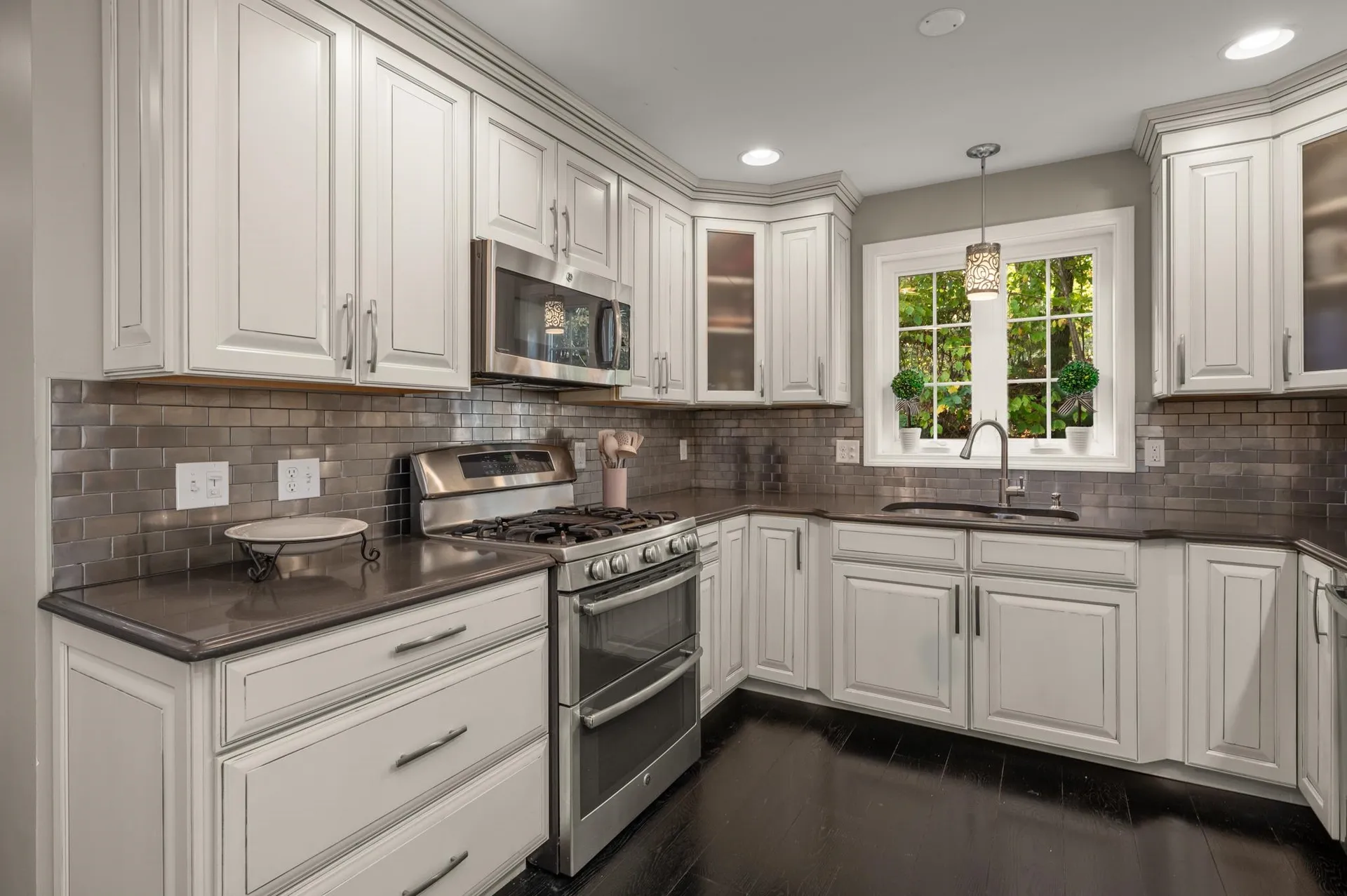 16 Autumn Woods Road Salem NH 03079