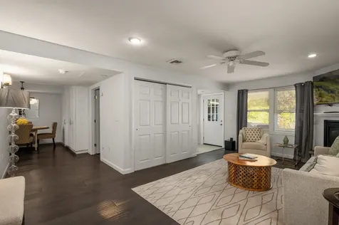 16 Autumn Woods Road Salem NH 03079