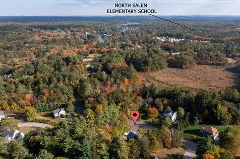 16 Autumn Woods Road Salem NH 03079