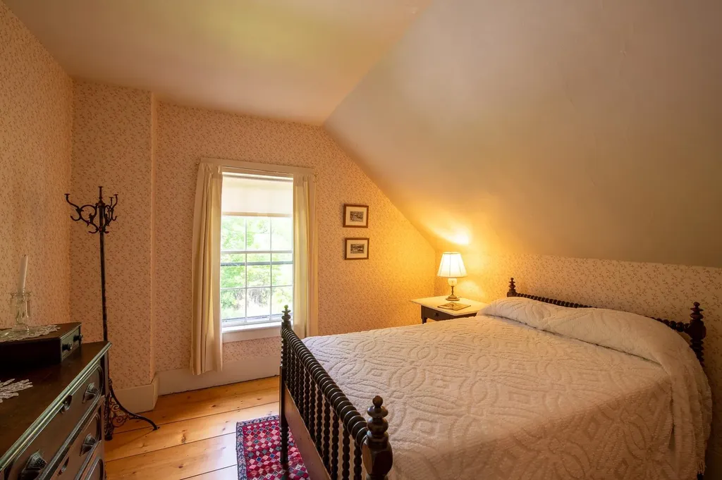 00 Hells Peak Road Londonderry VT 05148