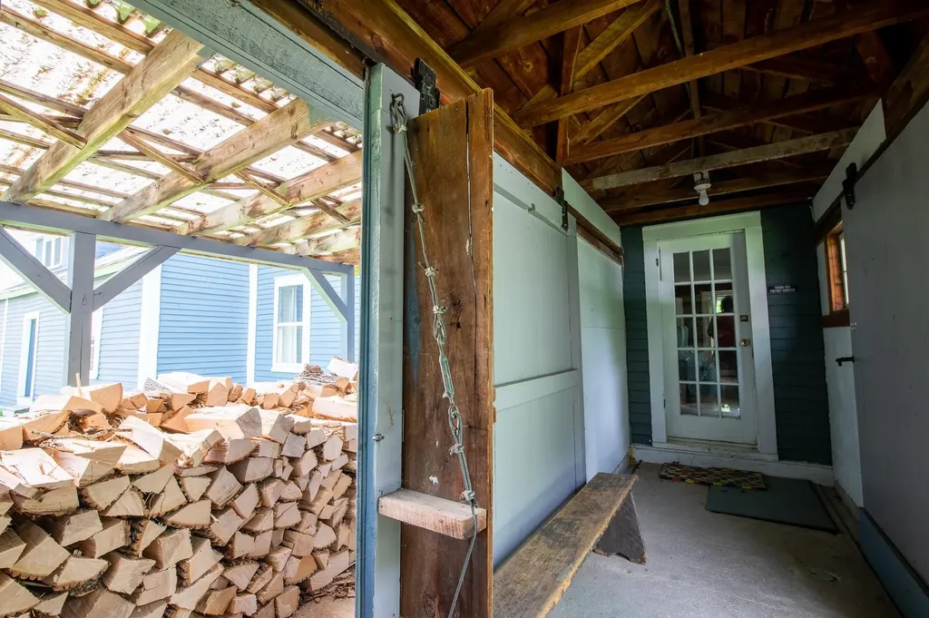 00 Hells Peak Road Londonderry VT 05148