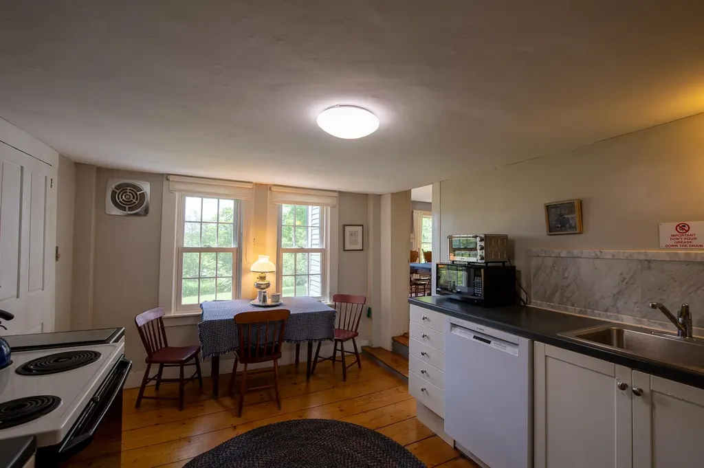 00 Hells Peak Road Londonderry VT 05148