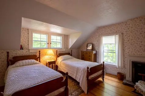 00 Hells Peak Road Londonderry VT 05148