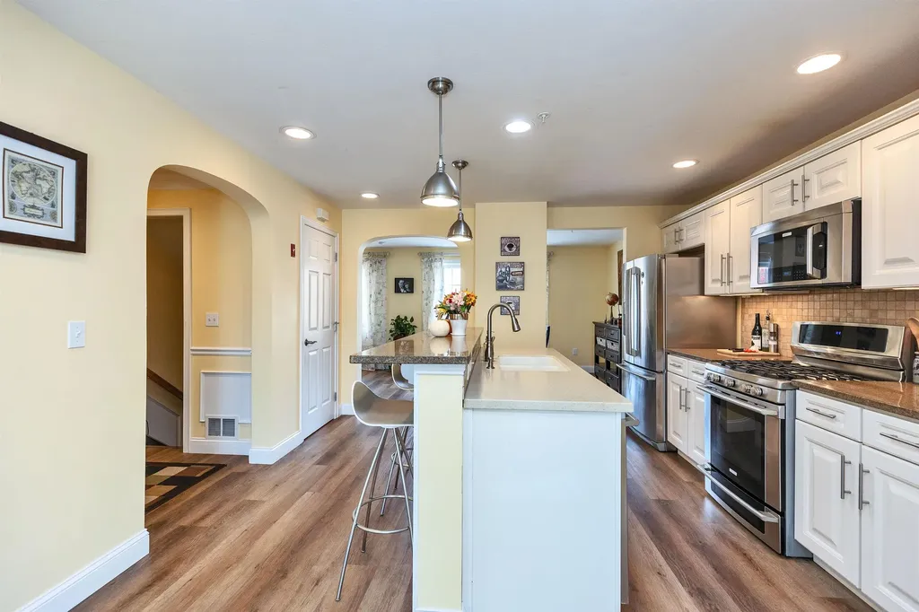 307 Southfield Lane Peterborough NH 03458