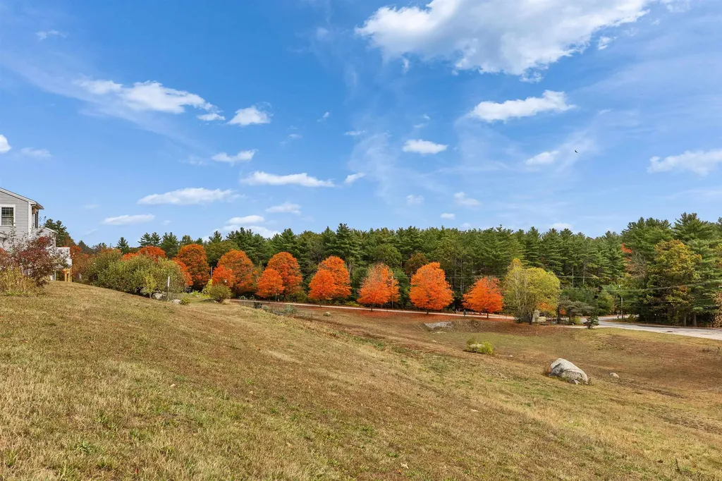 307 Southfield Lane Peterborough NH 03458