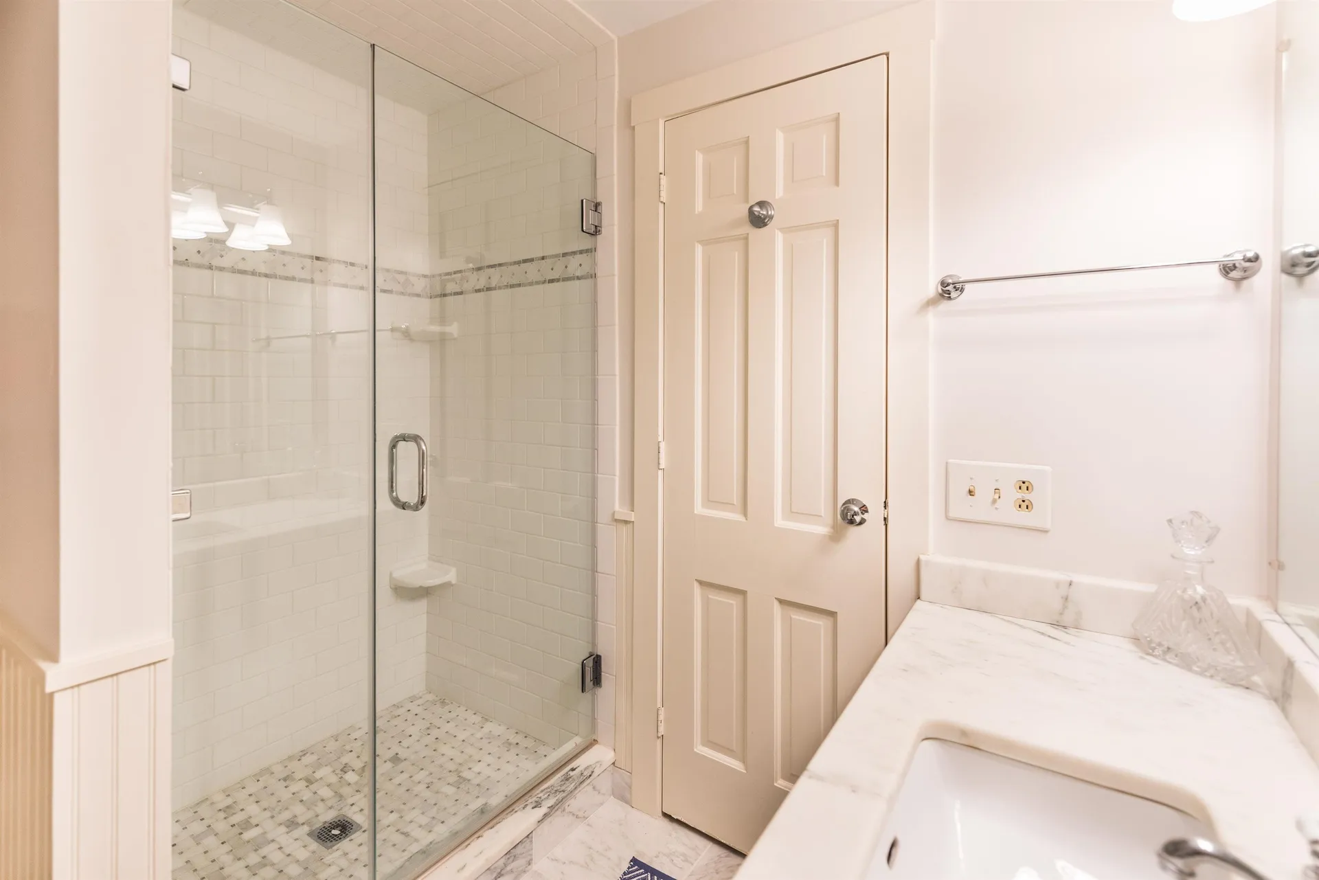 487 Vermont Route 100 Londonderry VT 05148