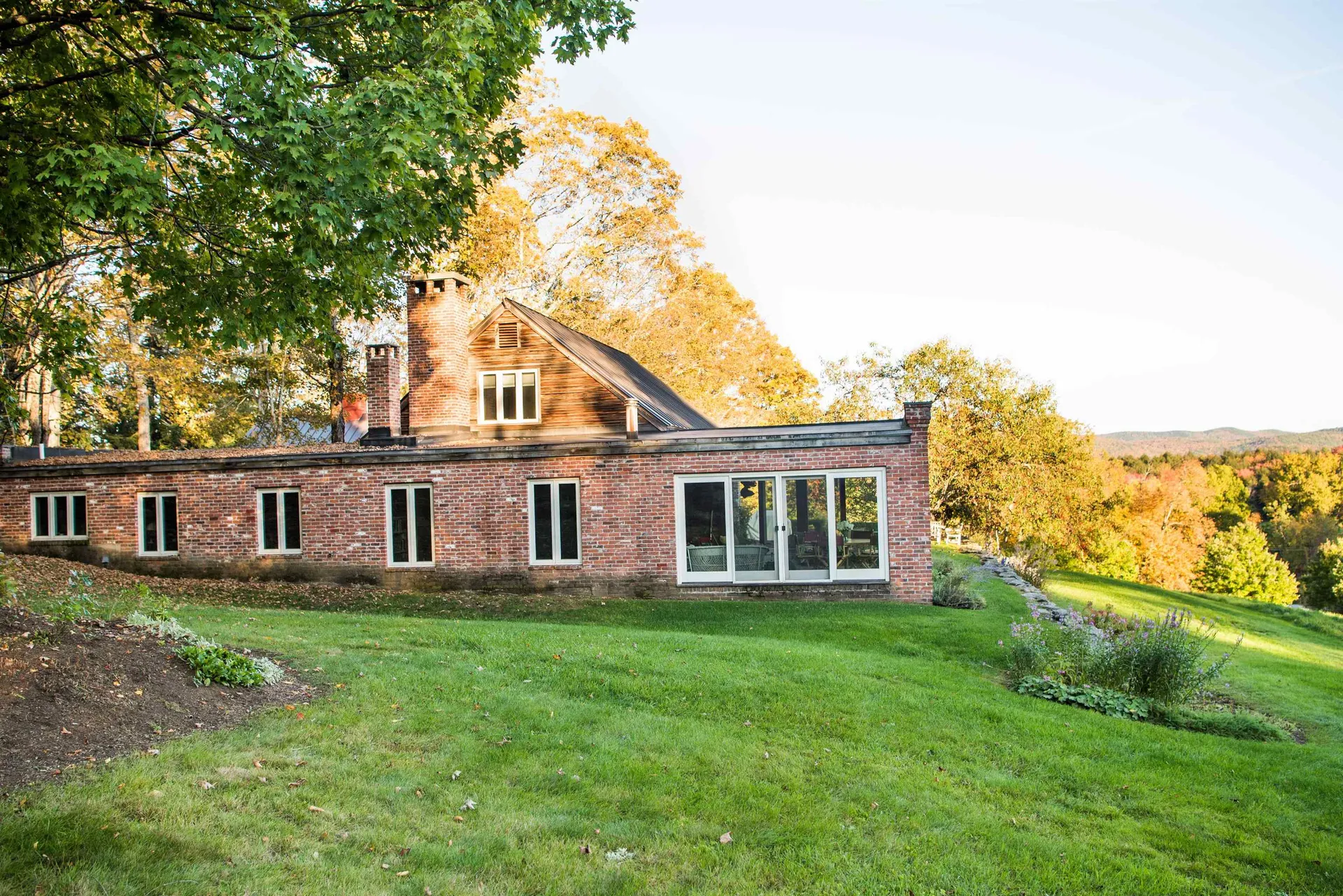 487 Vermont Route 100 Londonderry VT 05148