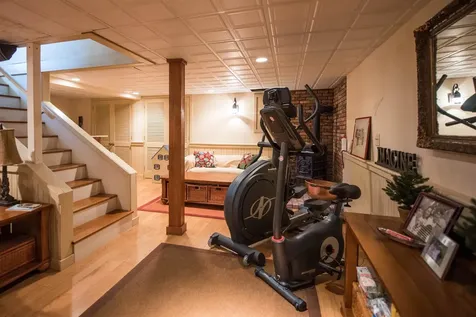 487 Vermont Route 100 Londonderry VT 05148